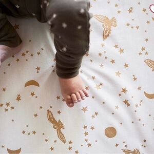 Pottery Barn Kids Harry Potter Enchanted Night Sky Crib Sheet - White & Gold